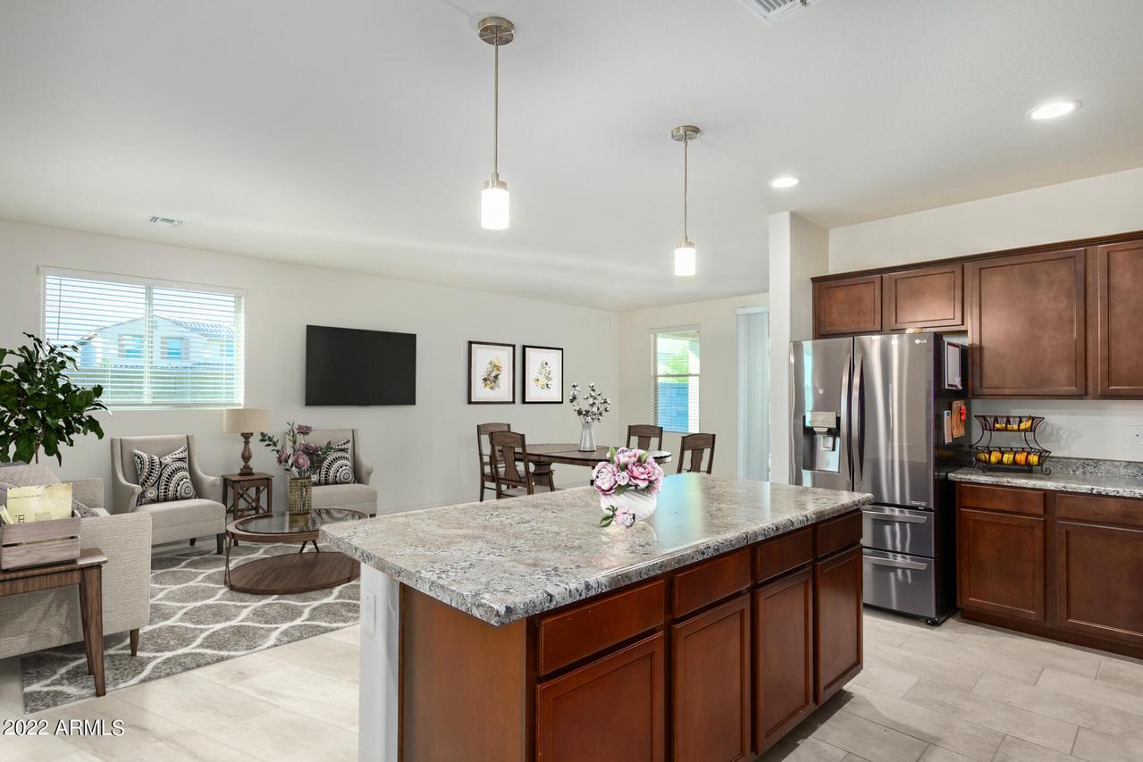 9197 N 98th Ave., Peoria, AZ 85345