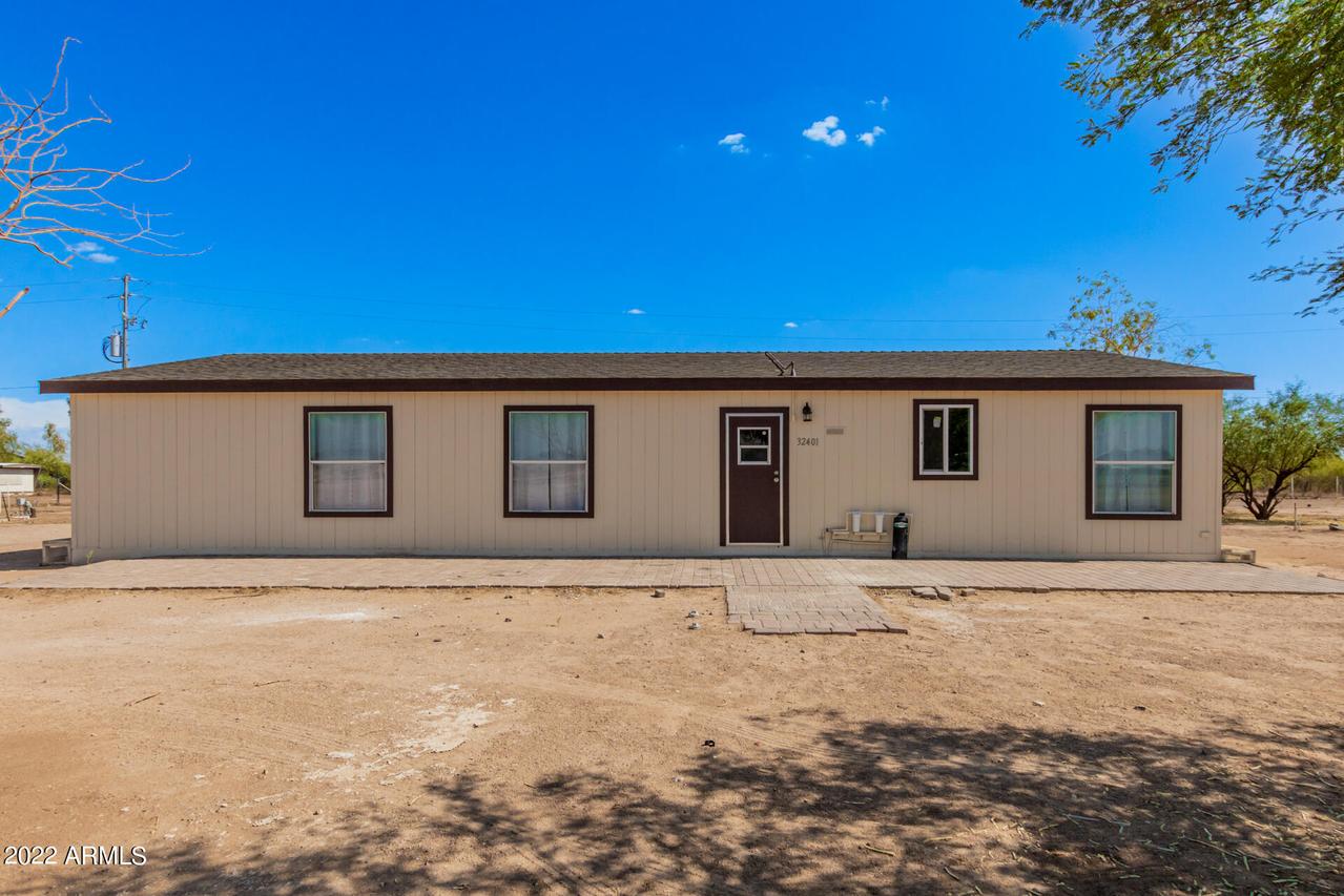 32401 W Southern Pacific Tr., Arlington, AZ 85322