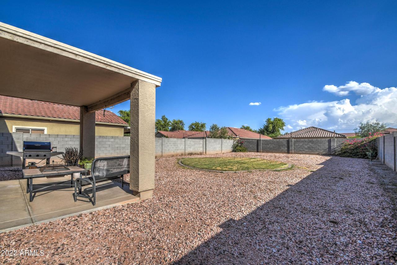 5915 W Jones Ave., Phoenix, AZ 85043