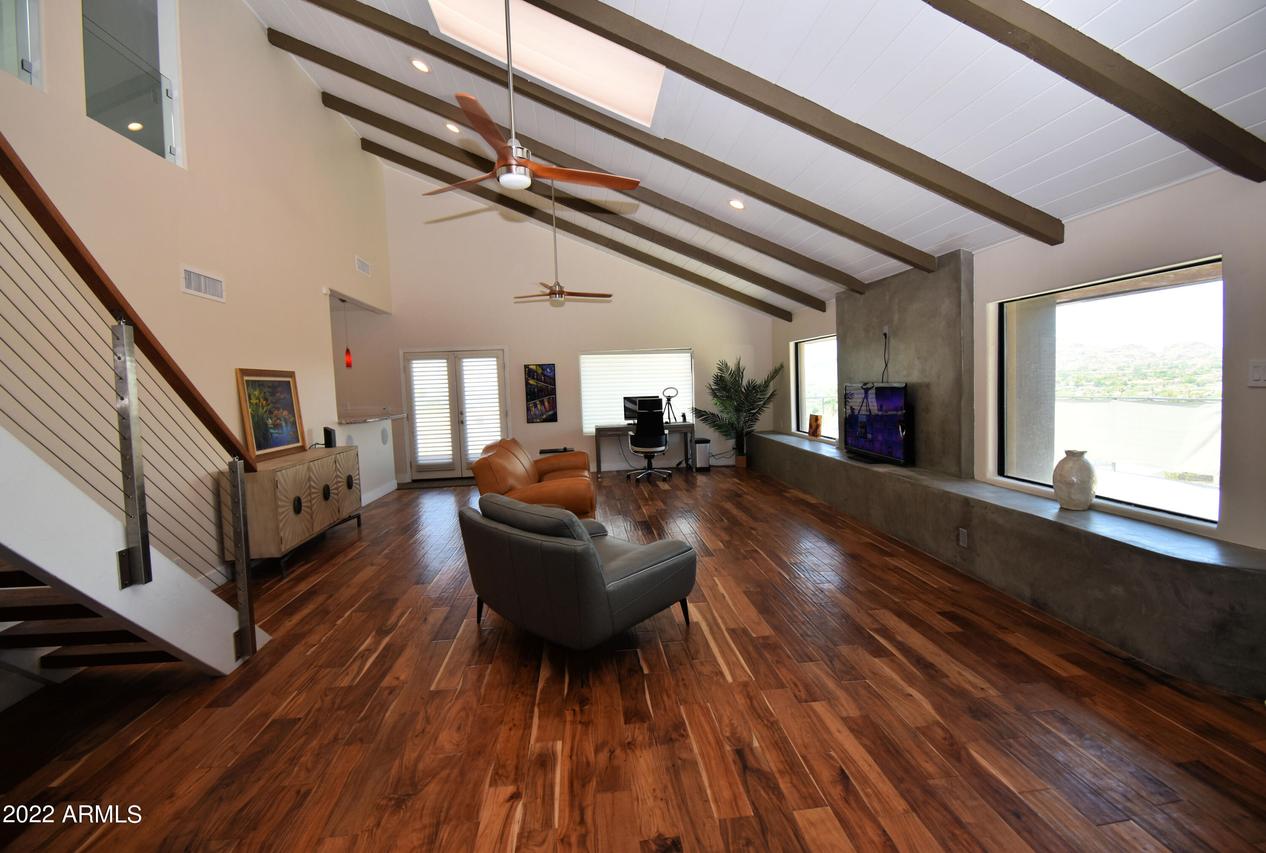 1701 E Hatcher Dr., Phoenix, AZ 85020