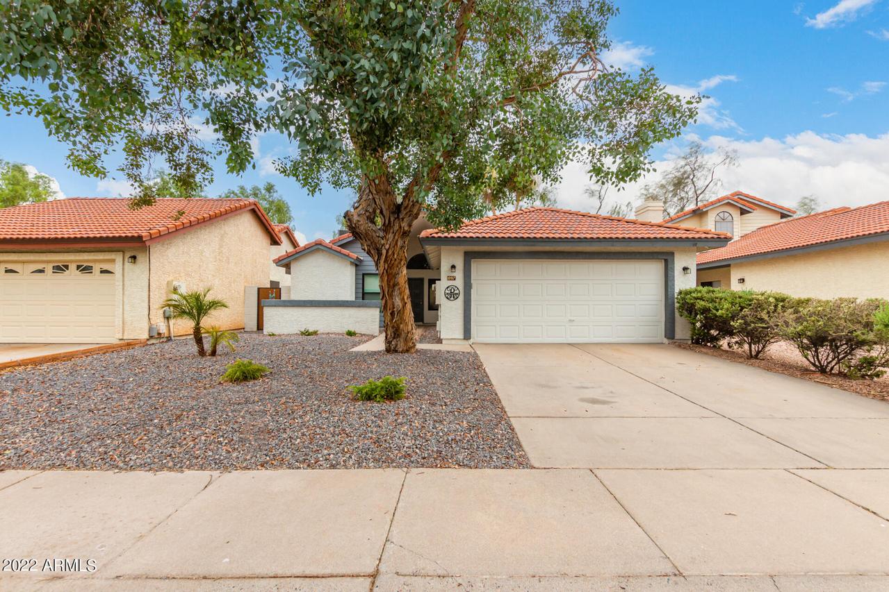1097 N Willow St., Chandler, AZ 85226