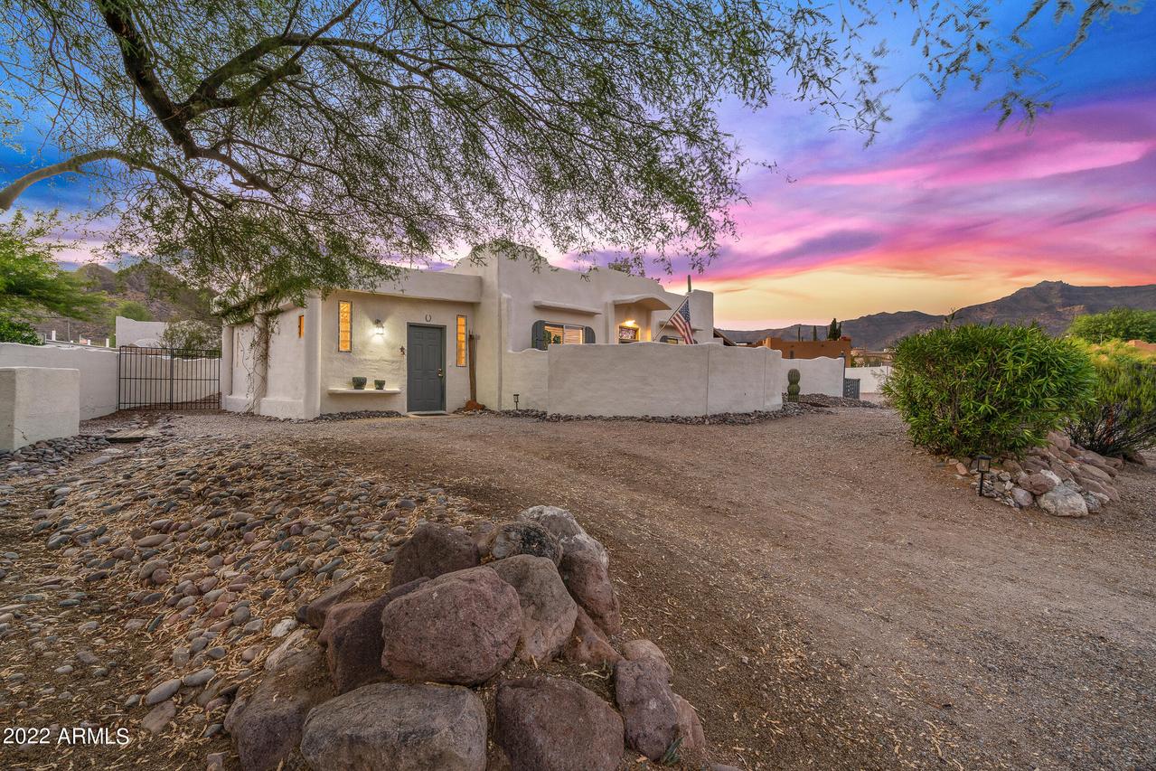 5620 &5600 S Jacaranda Rd., Gold Canyon, AZ 85118