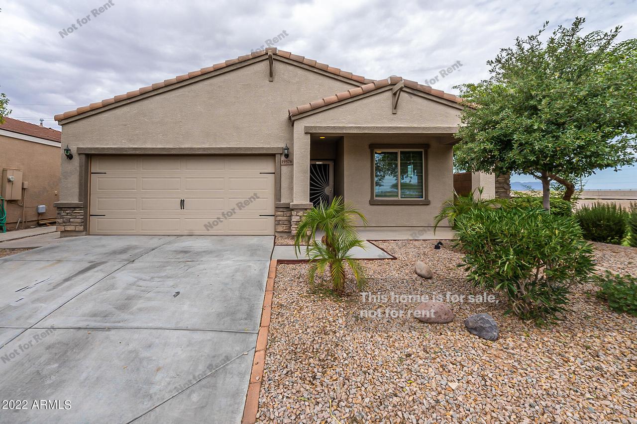 19576 N Salerno Cir., Maricopa, AZ 85138