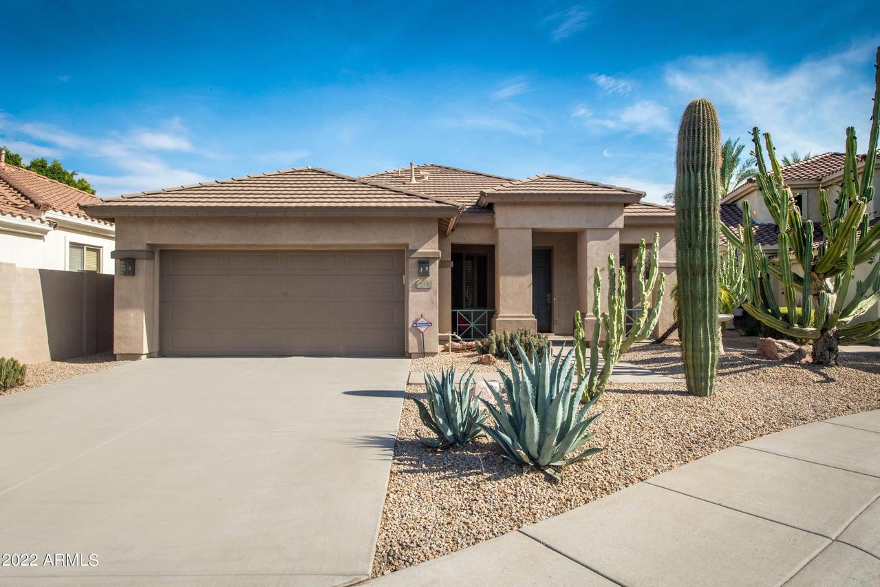 223 E Krista Way, Tempe, AZ 85284