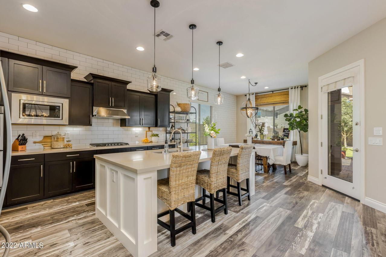 10560 E Diffraction Ave., Mesa, AZ 85212