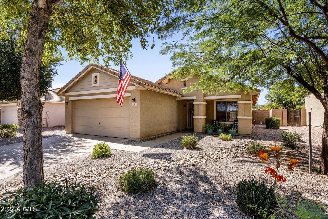 2567 W Sawtooth Way, Queen Creek, AZ 85144