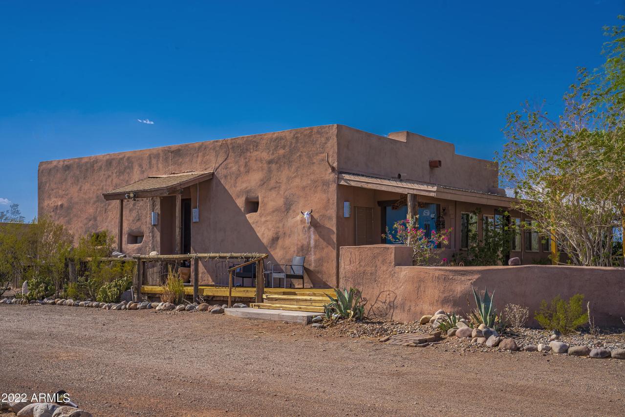 25408 W Adamanda Dr., Morristown, AZ 85342
