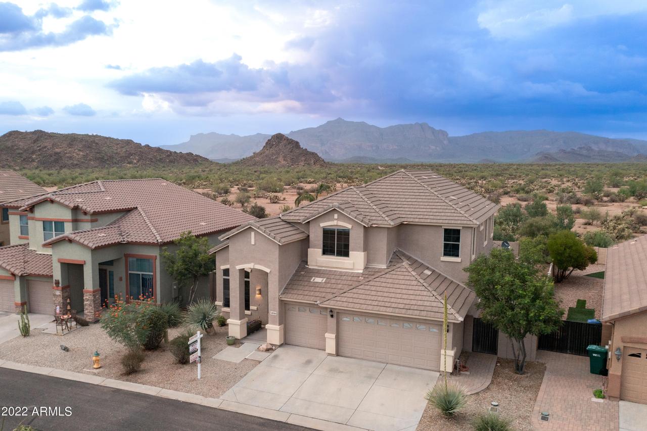 18066 E Via Jardin, Gold Canyon, AZ 85118