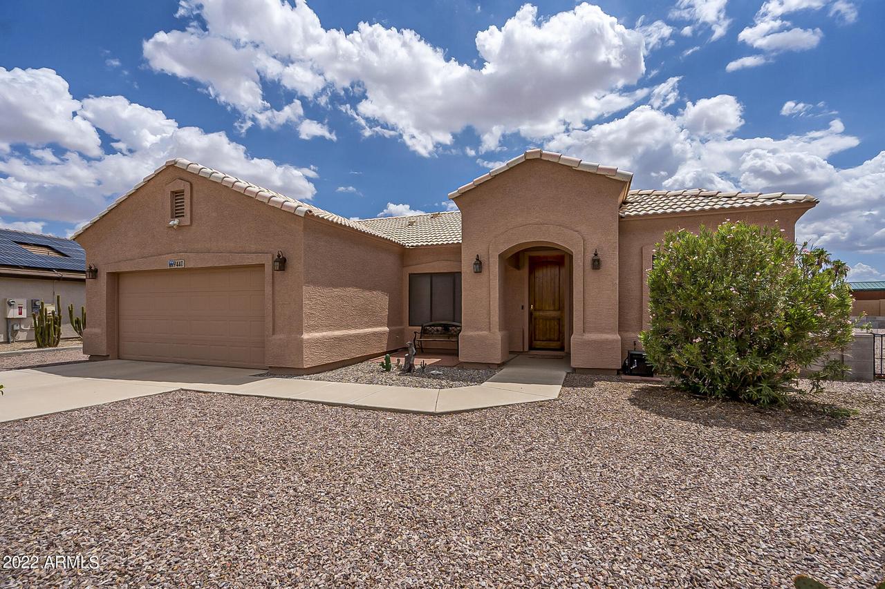 9440 W Debbie Pl., Arizona City, AZ 85123
