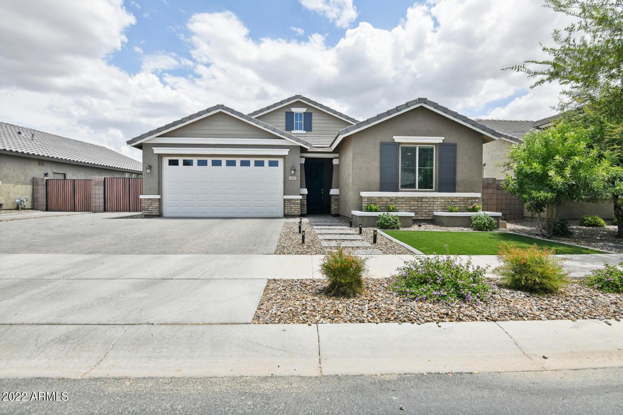 20445 E Reins Rd., Queen Creek, AZ 85142