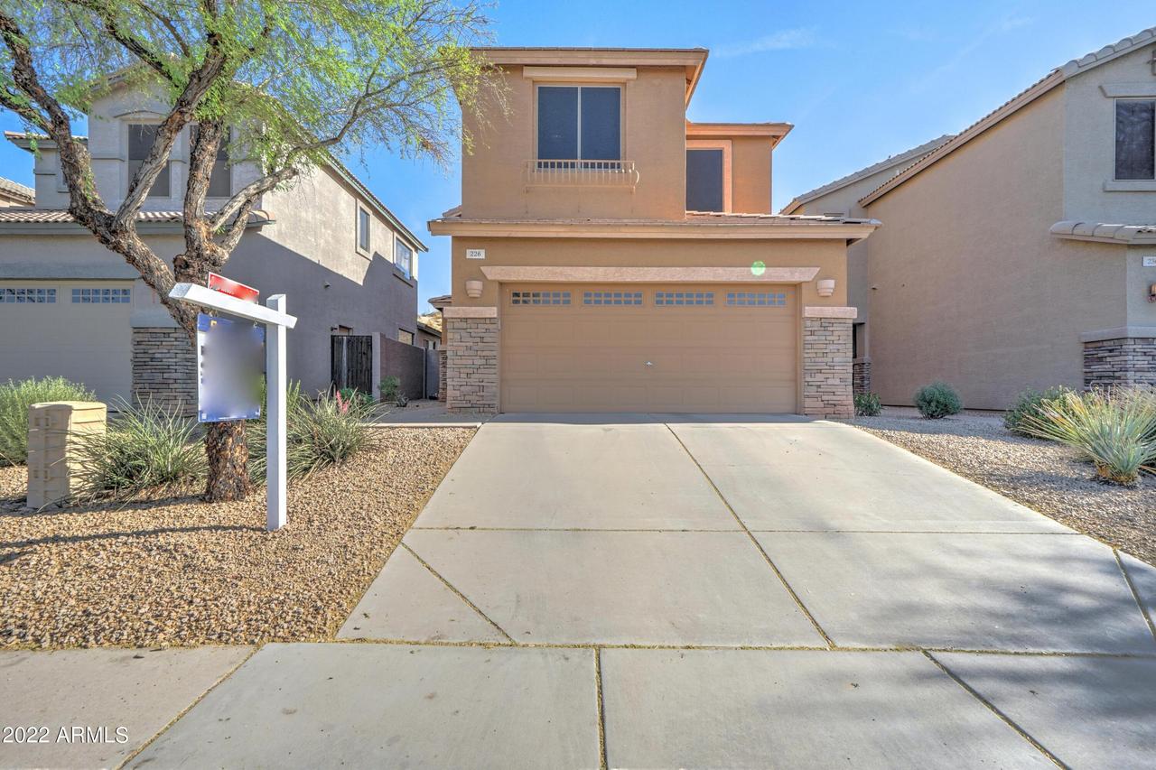 226 E Redwood Ln., Phoenix, AZ 85048