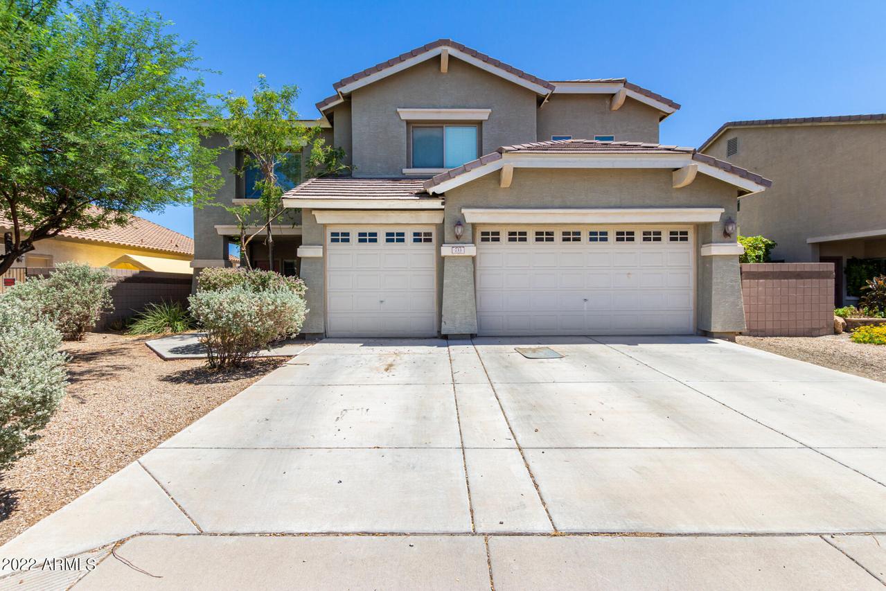 733 E Megan Dr., San Tan Valley, AZ 85140