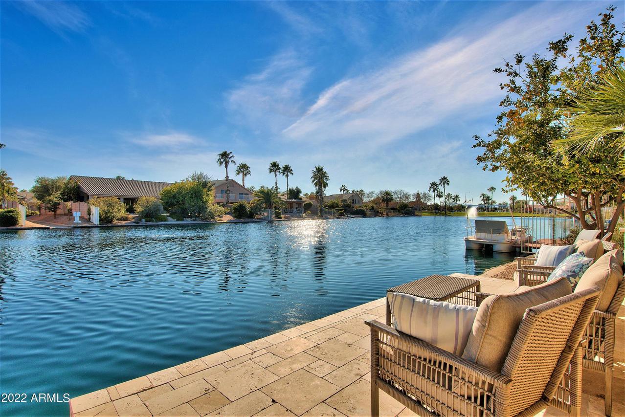 923 W Nolan Way, Chandler, AZ 85248