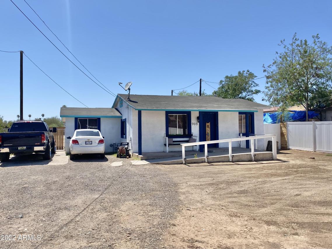 908 N 40th Ave., Phoenix, AZ 85009
