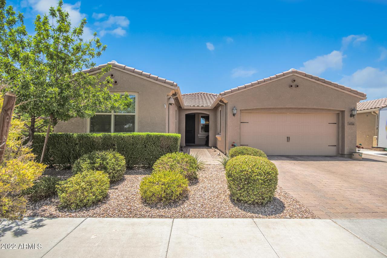 8939 W Diana Ave., Peoria, AZ 85345