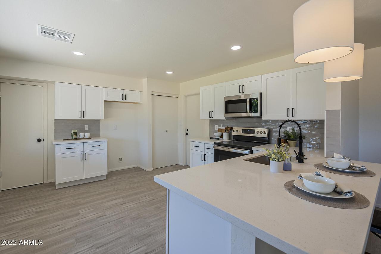 1505 E 3rd Pl., Mesa, AZ 85203