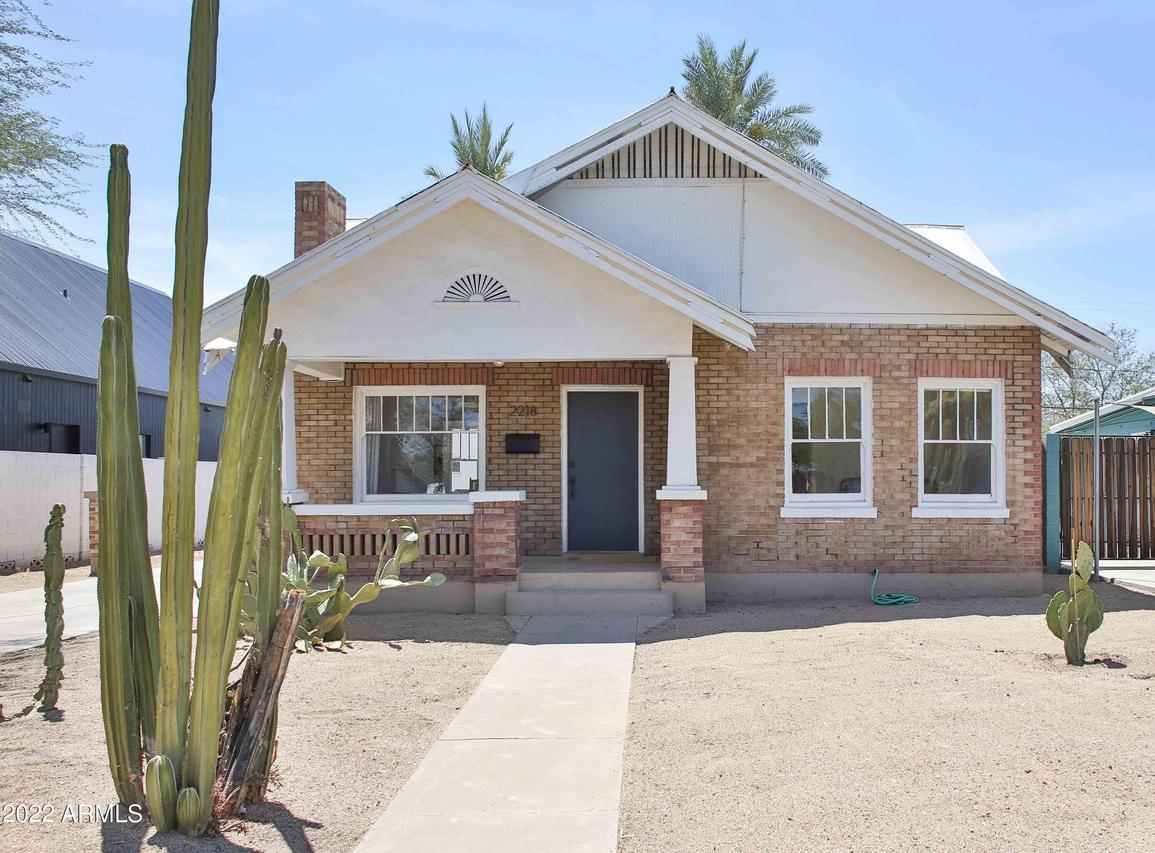 2218 N Dayton St., Phoenix, AZ 85006