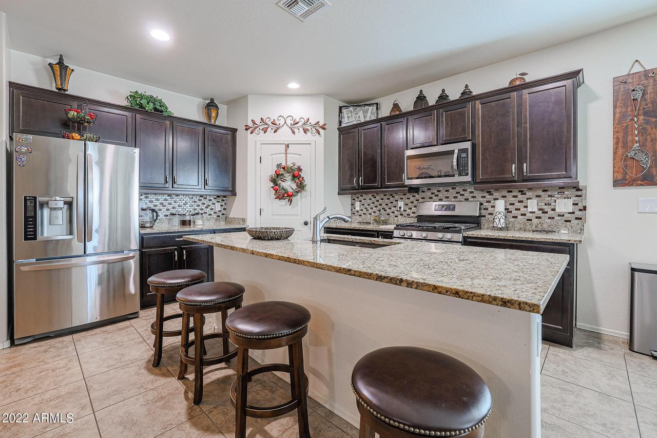 18382 W Tina Ln., Surprise, AZ 85387