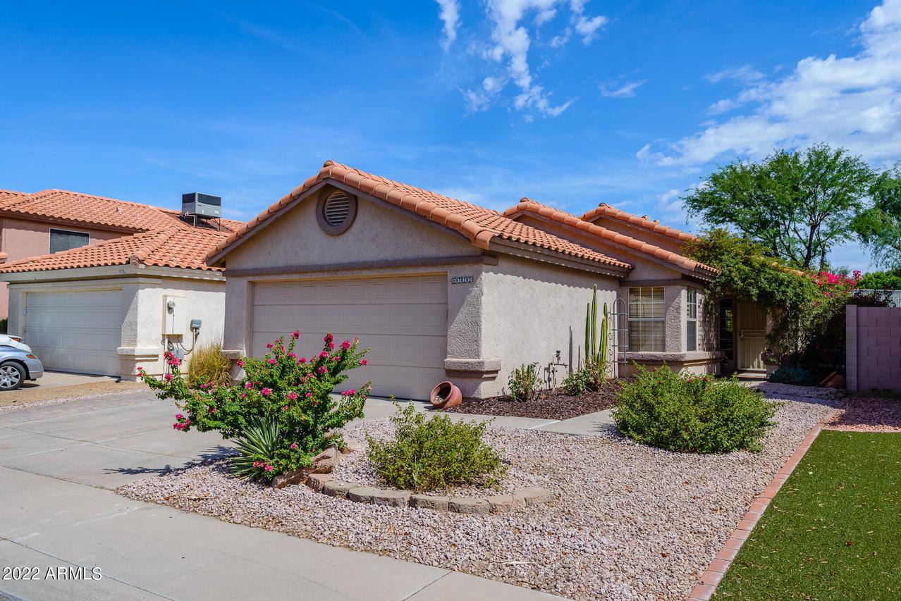 4722 E Saint John Rd., Phoenix, AZ 85032