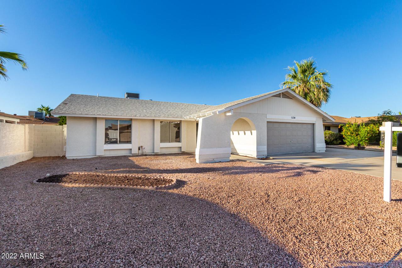 5734 W Campo Bello Dr., Glendale, AZ 85308