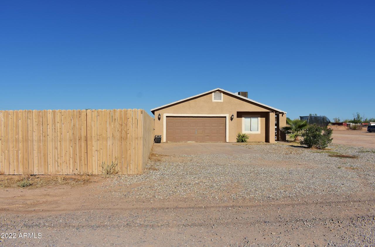 4910 N Flores Ln., Casa Grande, AZ 85194
