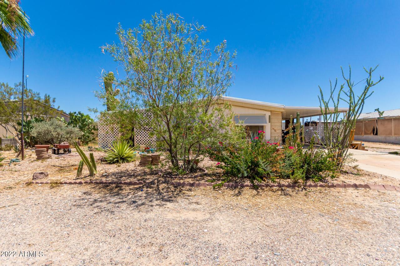 10483 N Hualapai Dr., Casa Grande, AZ 85122