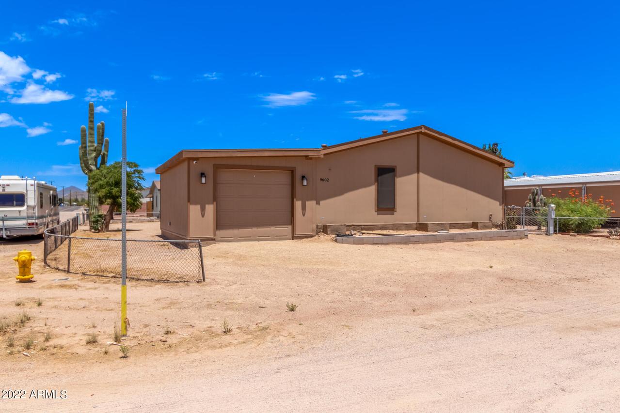 9602 E Arbor Cir., Mesa, AZ 85208