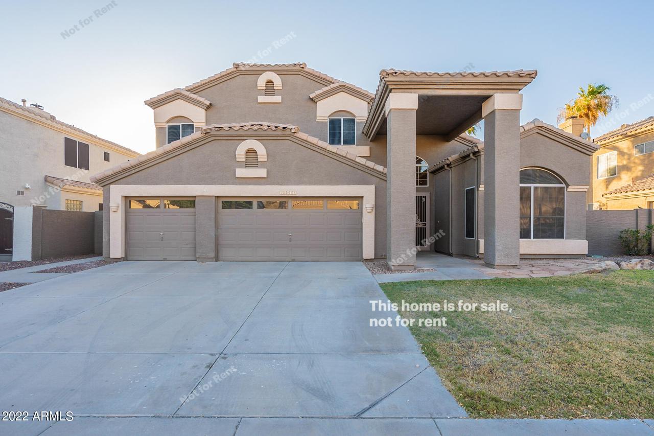 16038 S 1st St., Phoenix, AZ 85045