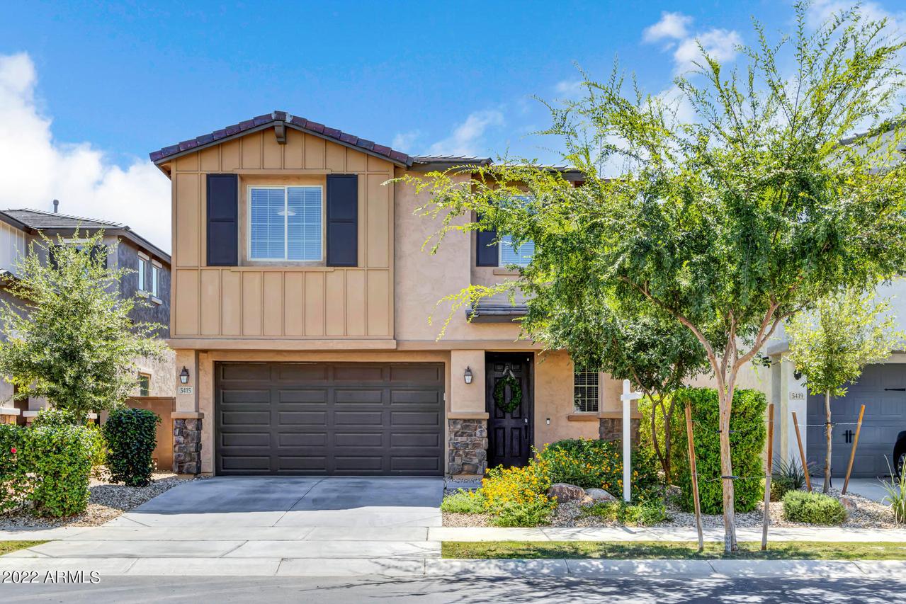 5415 S Canyon Rim, Mesa, AZ 85212