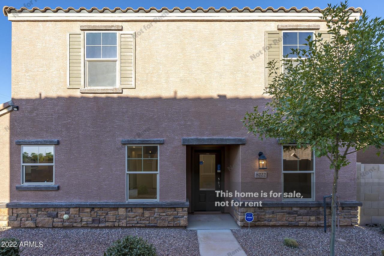 8222 W Illini St., Phoenix, AZ 85043