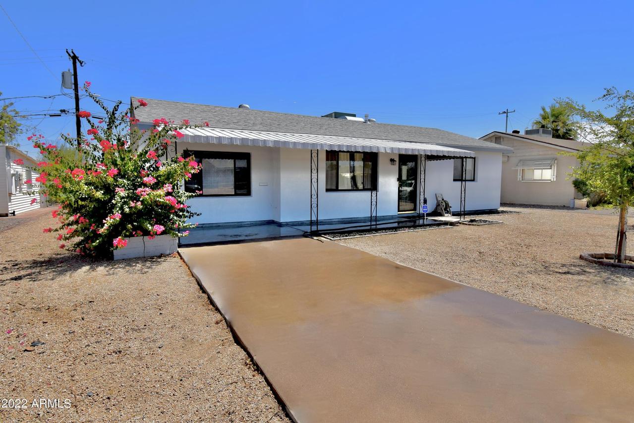 11223 W Kansas Ave., Youngtown, AZ 85363