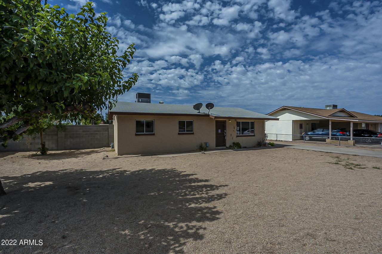 4303 W Vista Ave., Glendale, AZ 85301