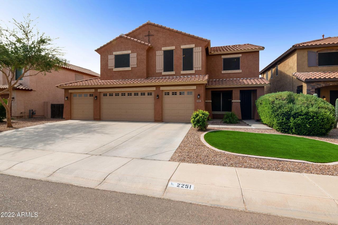2251 W Angel Way, Queen Creek, AZ 85242