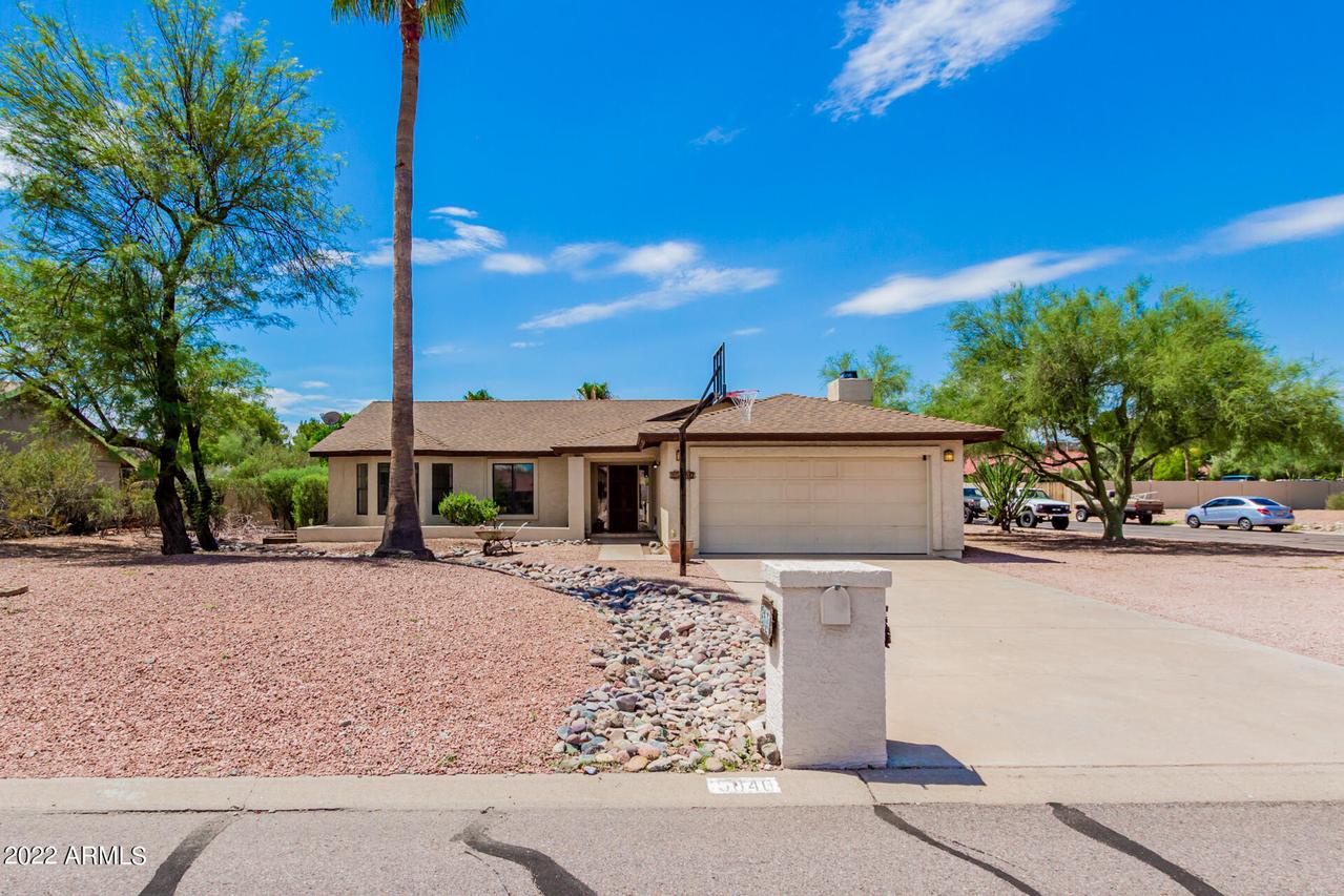 15040 N El Pueblo Blvd., Fountain Hills, AZ 85268