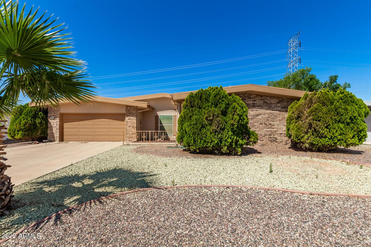 11153 W Palmeras Dr., Sun City, AZ 85373