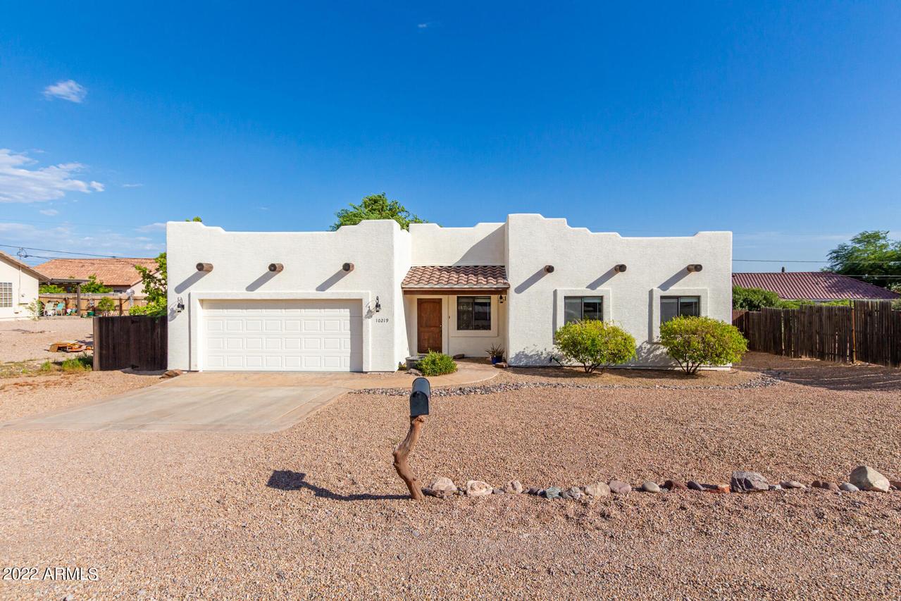 10219 E La Palma Ave., Gold Canyon, AZ 85118