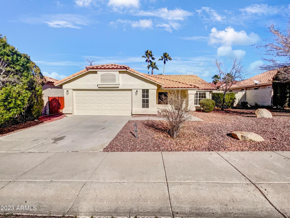 1252 E Bluefield Ave., Phoenix, AZ 85022