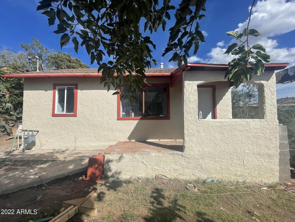 422 1/2 S Hill St., Globe, AZ 85501