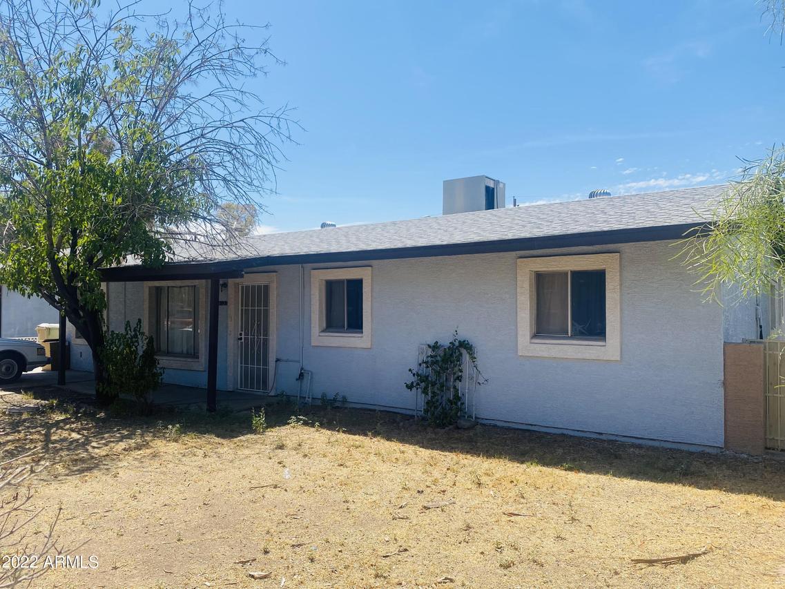 5931 W Laurie Ln., Glendale, AZ 85302