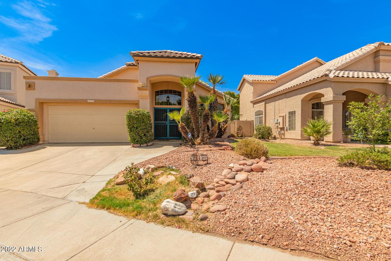 15206 S 47th St., Phoenix, AZ 85044