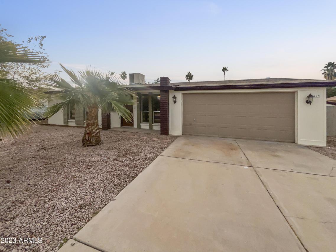 3117 E Caballero St., Mesa, AZ 85213