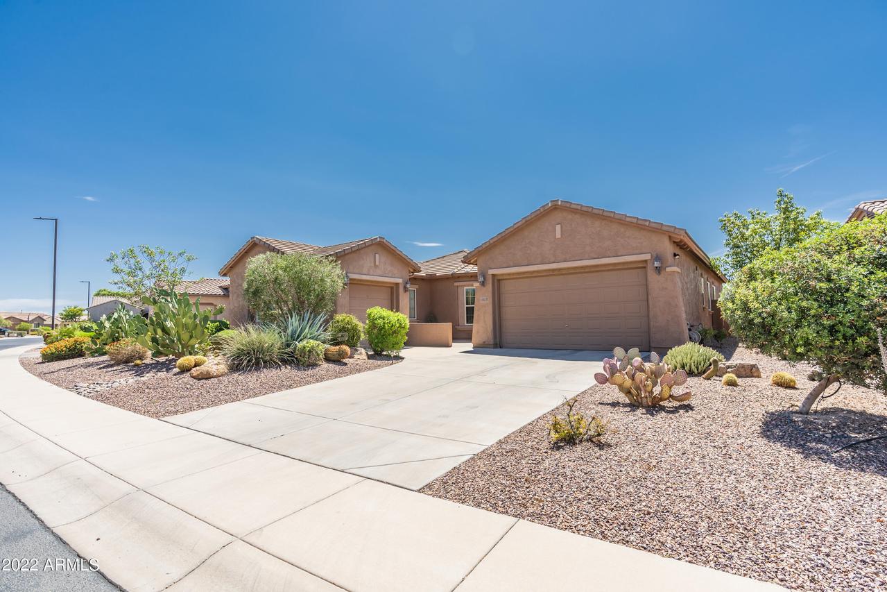 6421 W Yorktown Way, Florence, AZ 85132