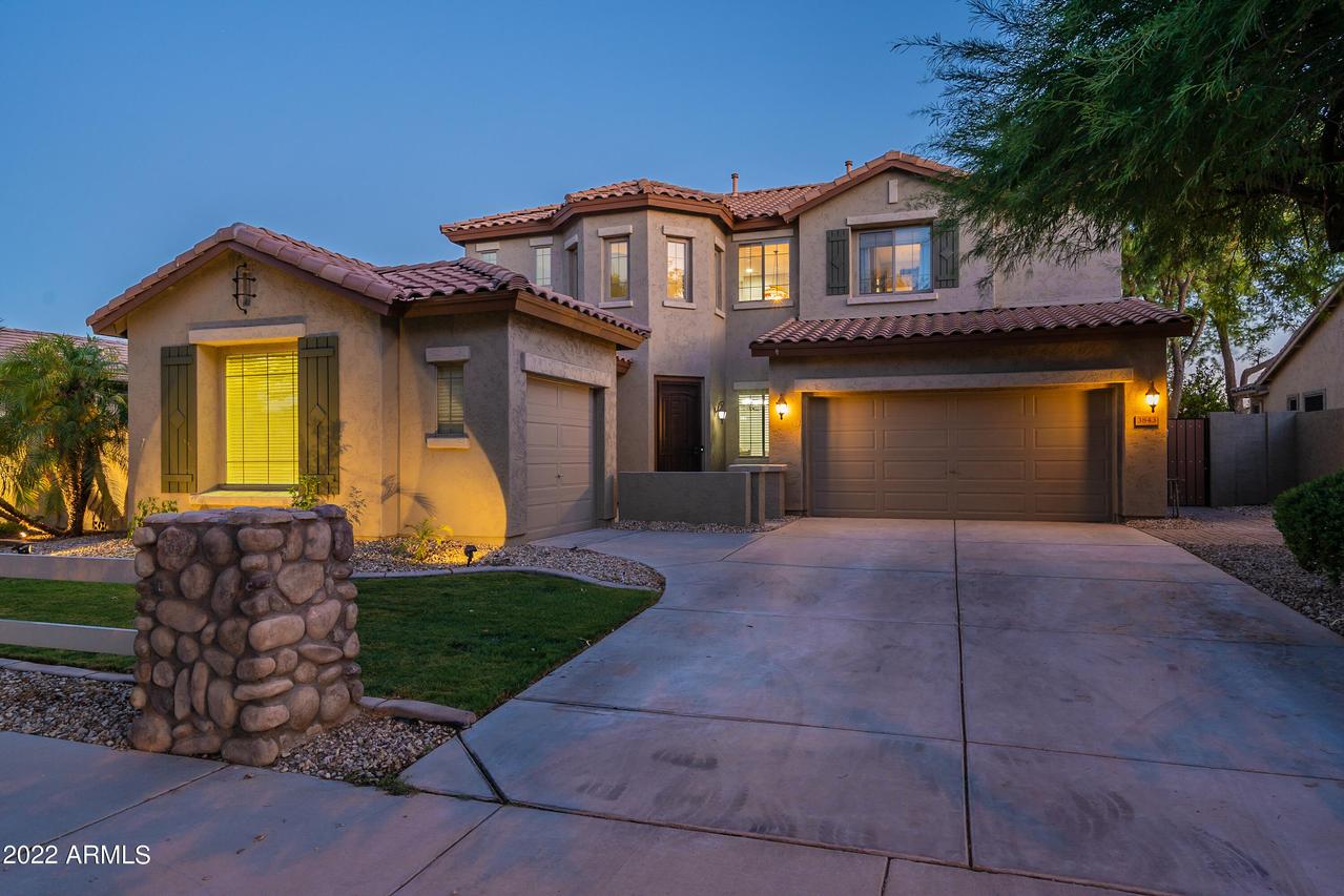3843 E Old Stone Cir., Chandler, AZ 85249