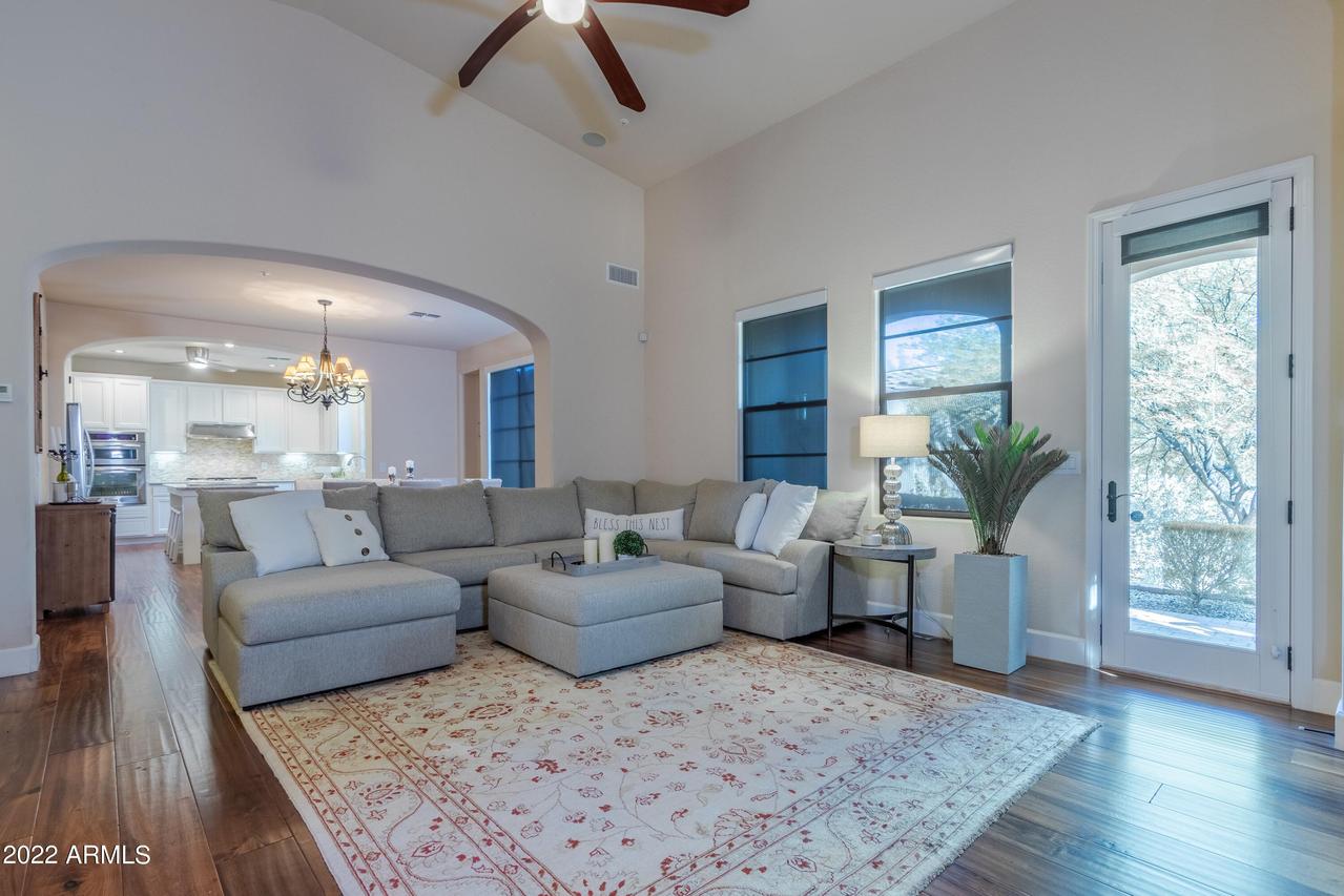 18650 N Thompson Peak Pkwy. #1088, Scottsdale, AZ 85255
