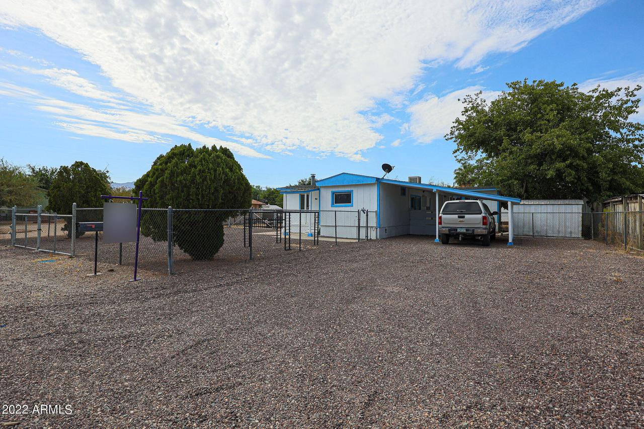 19321 E Spencer St., Black Canyon City, AZ 85324