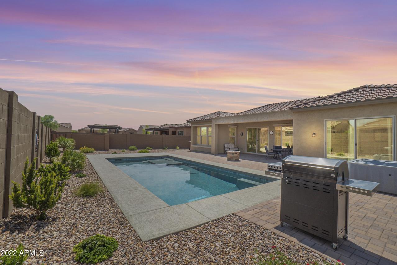 7722 W Willow Way, Florence, AZ 85132