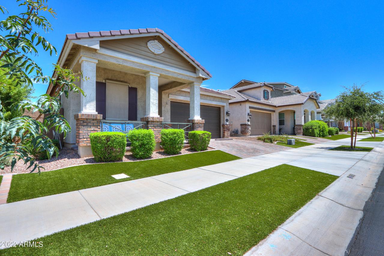 10052 E Nichols Ave., Mesa, AZ 85209