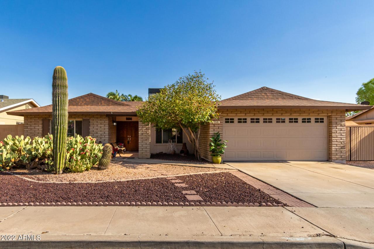 2549 W Nopal Ave., Mesa, AZ 85202