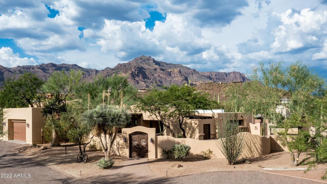 3525 S Yaqui Ln., Gold Canyon, AZ 85118