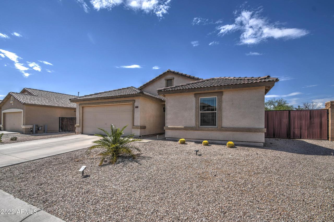 2158 E Connemara Dr., San Tan Valley, AZ 85140